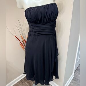 White House Black Market WHBM 100% Silk Black Strapless Wrap Look Dress Sz 6